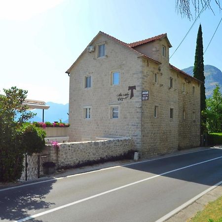 Tau Mir I Dobro Appartement Kotor Buitenkant foto